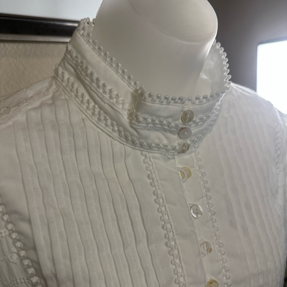 Elegant White Lace mini Dress Size Large box 1 - Picture 10 of 16